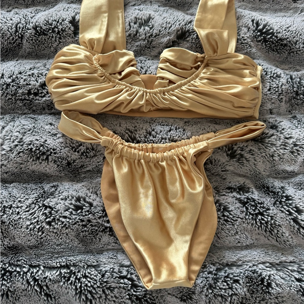 Divino Seas Gold Bikini Set
